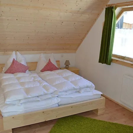 Kleines Jagdhaus- Hüttenurlaub In Bayern